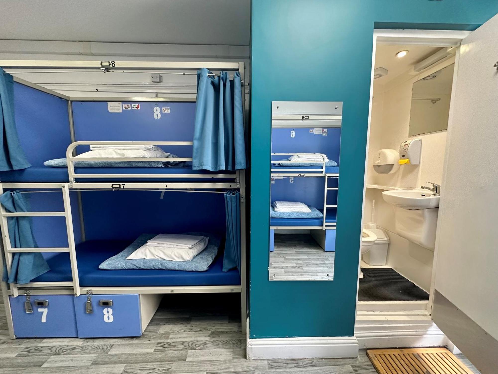 Smart Hyde Park Albergue